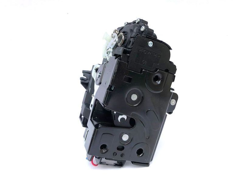 Замок правый передний VW Гольф 4 GOLF 4 / Пассат Б5,Б5+ PASSAT B5, B5+/ Бора BORA 3B1837016 3B1837016 фото