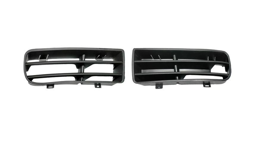 Решотка бампера правая Golf 4 Гольф 4 1J0853666E 1J0853666E фото